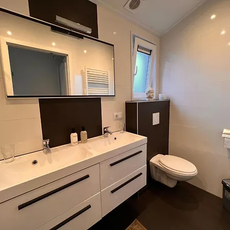 Exklusive Ferienhaeuser Markermeer By Interhome